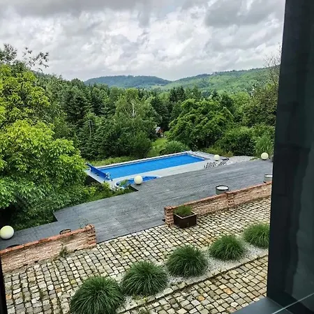 Wiejska Sowa Siedlisko 아파트