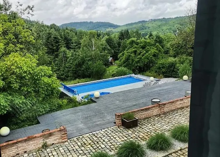 Wiejska Sowa Siedlisko 아파트